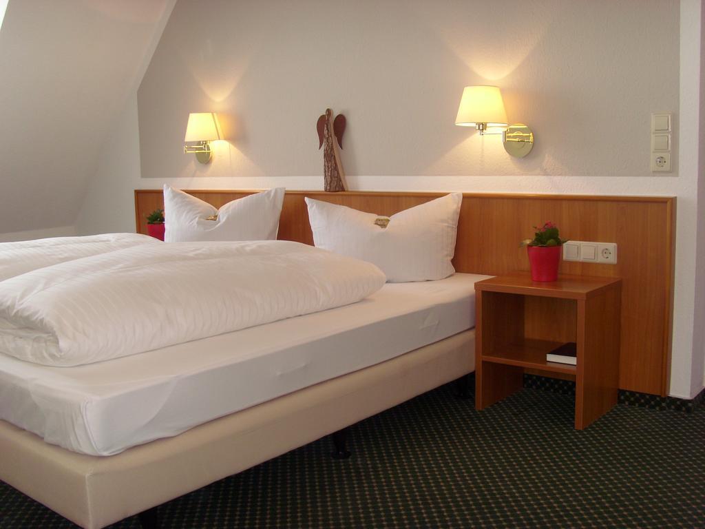 Hotel & Restaurant Engel Herbertingen Ngoại thất bức ảnh