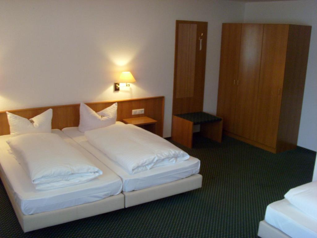 Hotel & Restaurant Engel Herbertingen Ngoại thất bức ảnh